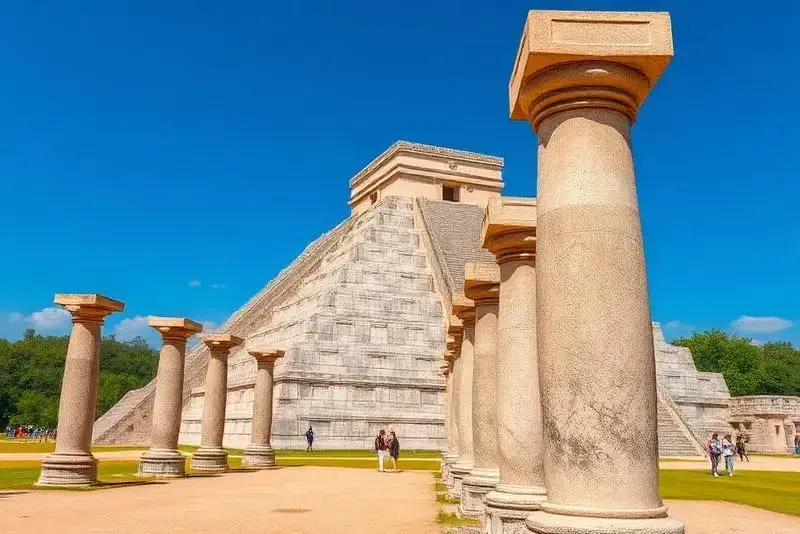 Highway through Yucatan jungle toward Chichen Itza day-trip itinerary