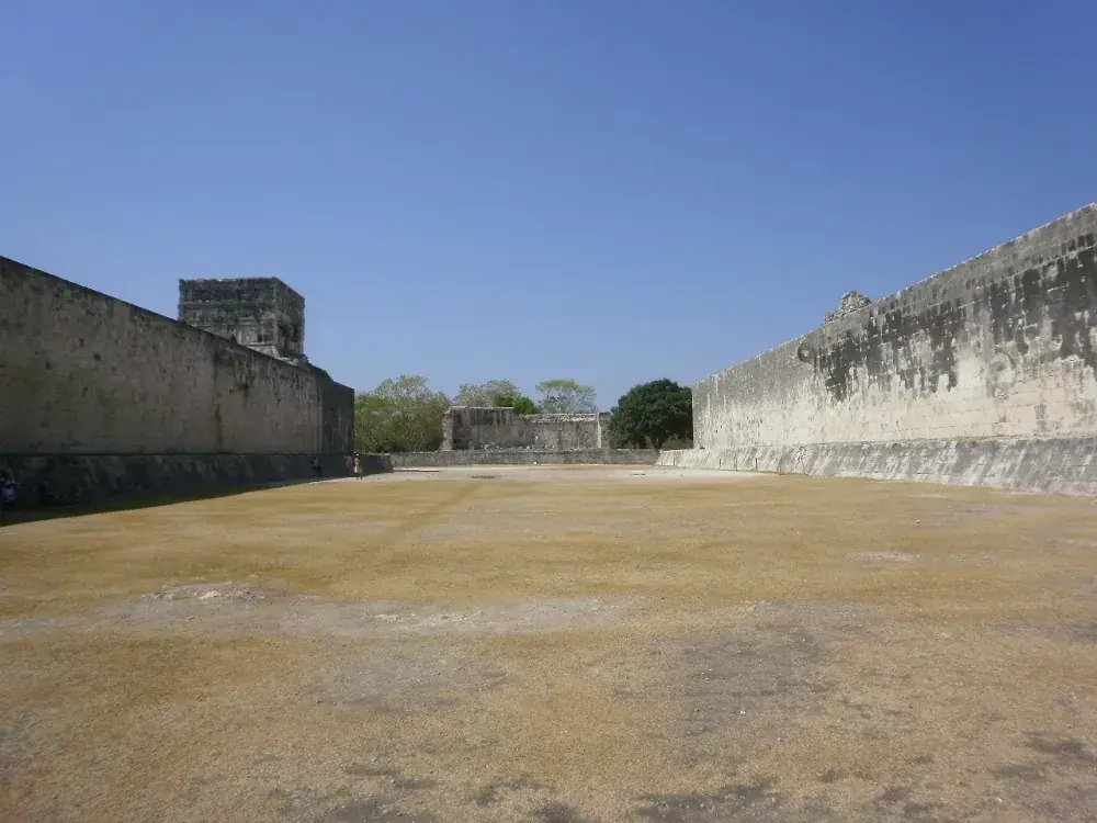 Temple of Warriors at Chichen Itza — visitor rules and regulations