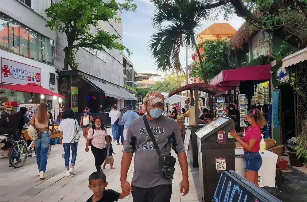 Chichen Itza tours from Playa del Carmen Playa del Carmen Quinta Avenida — closest Riviera Maya departure for Chichen Itza tours