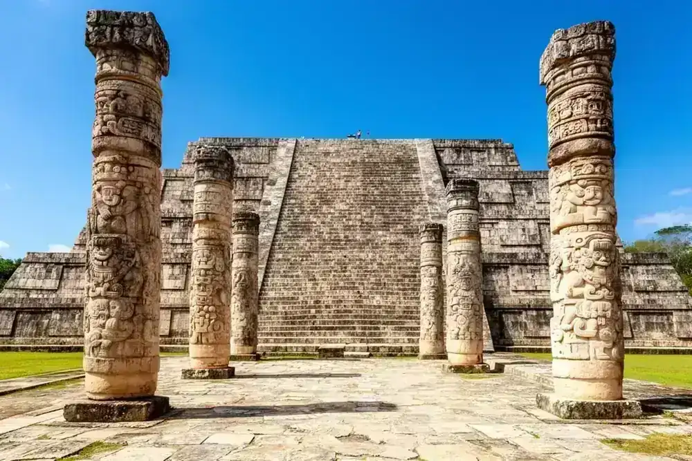 Temple of Warriors at Chichen Itza - what to bring guide